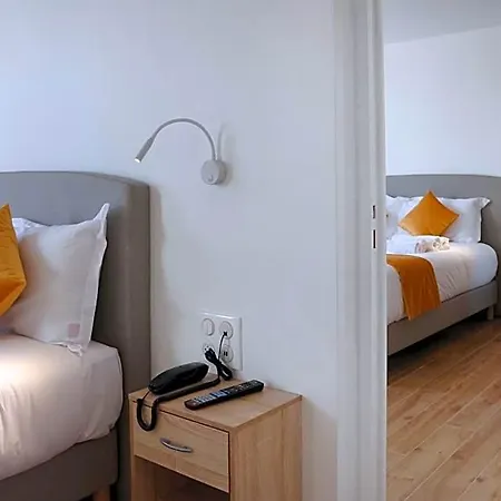 Hotel Les Rebelles Paris