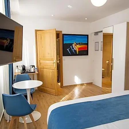 Hotel Les Rebelles 3*