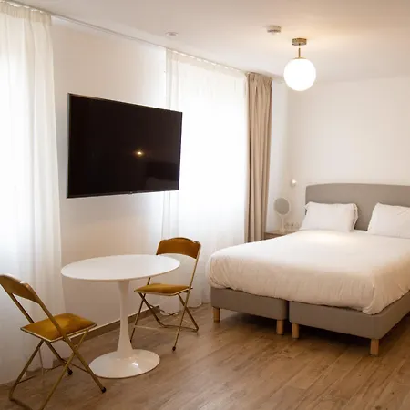 Hotel Les Rebelles 3*