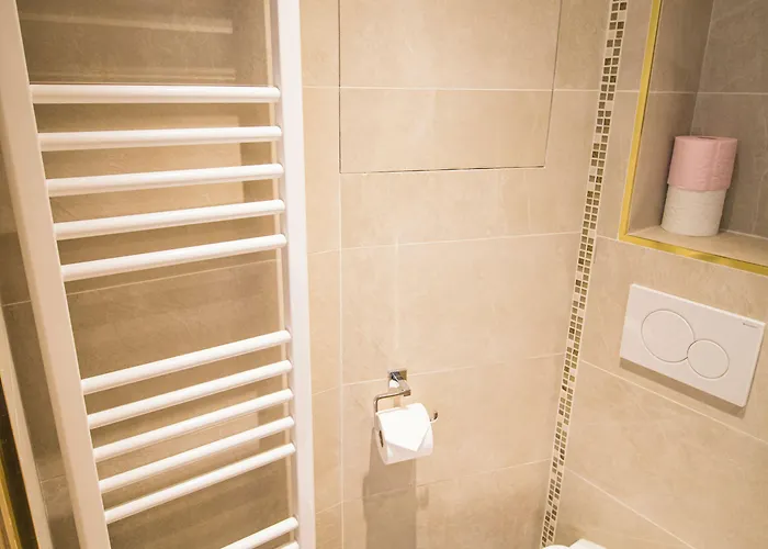 Les Rebelles Hotel 3*